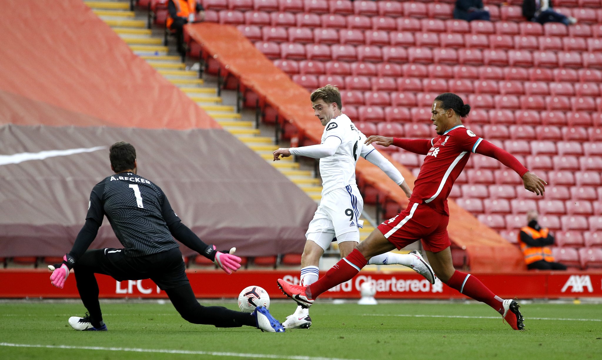 注和谴责 注和谴责